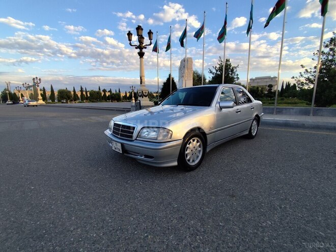 Mercedes C 180-2