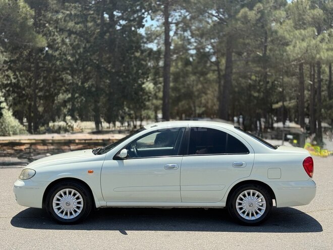 Nissan Sunny-4