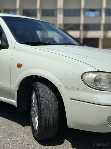 Nissan Sunny-3