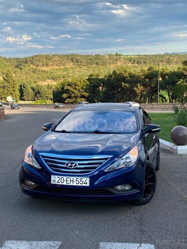 Hyundai Sonata-1