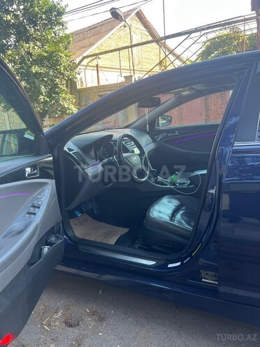 Hyundai Sonata-13