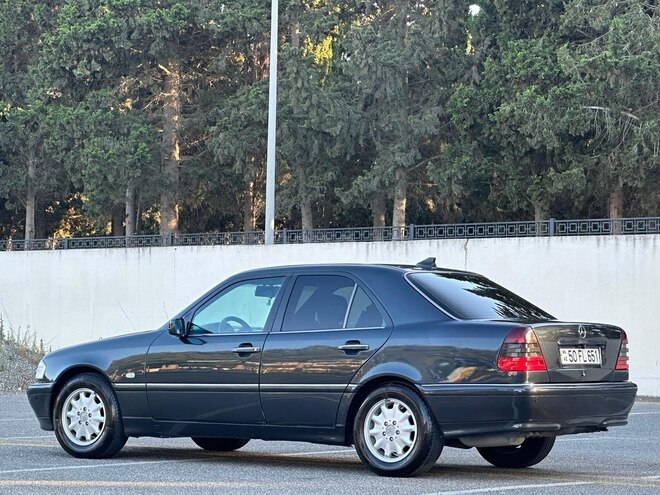 Mercedes C 200-14