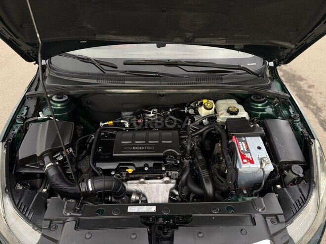Chevrolet Cruze-17