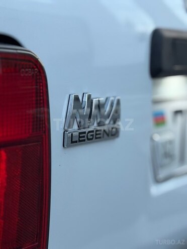 LADA (VAZ) Niva-16