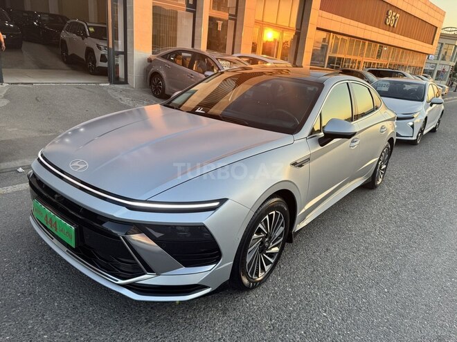 Hyundai Sonata-5