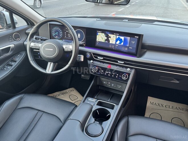 Hyundai Sonata-9