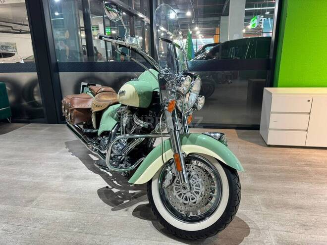 Indian Motorcycle Chief-1