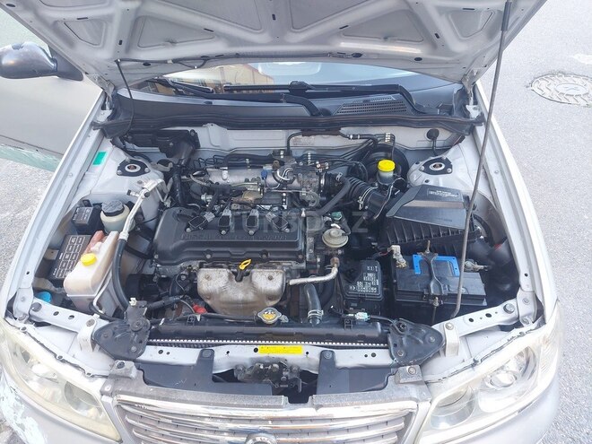 Nissan Sunny-12