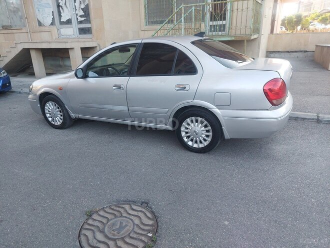Nissan Sunny-6