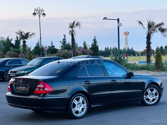 Mercedes E 240-3