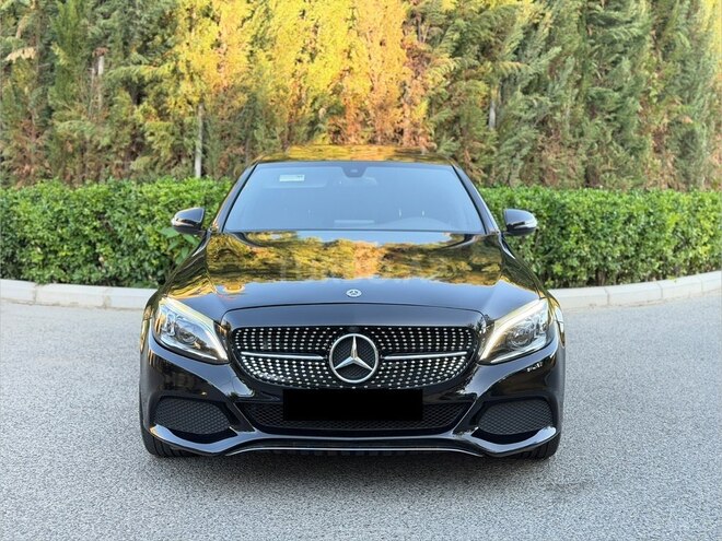 Mercedes C 300-1
