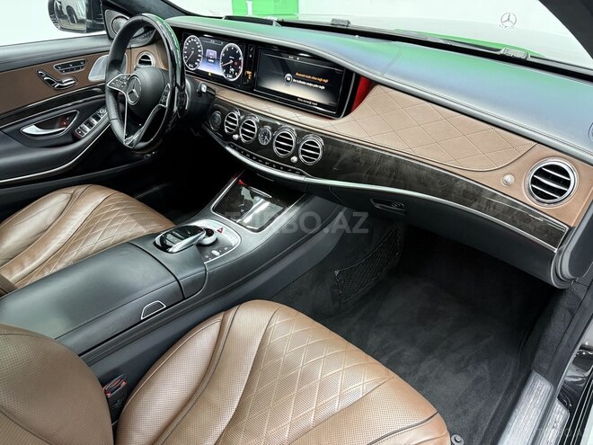Mercedes S 550-11
