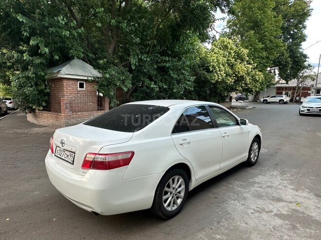 Toyota Camry-9