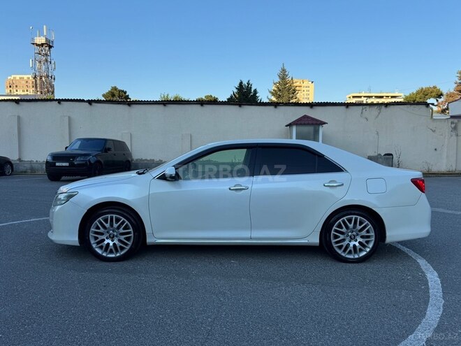 Toyota Camry-4