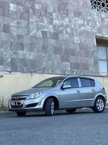 Opel Astra-2