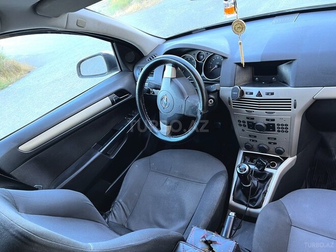 Opel Astra-8
