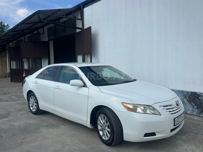 Toyota Camry-4