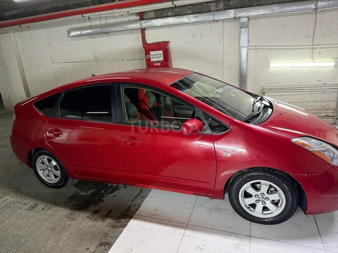 Toyota Prius-3