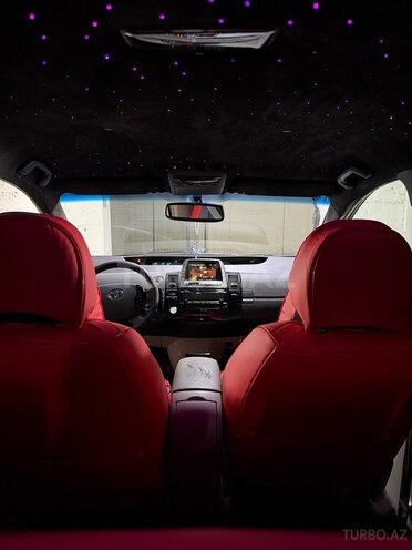 Toyota Prius-9