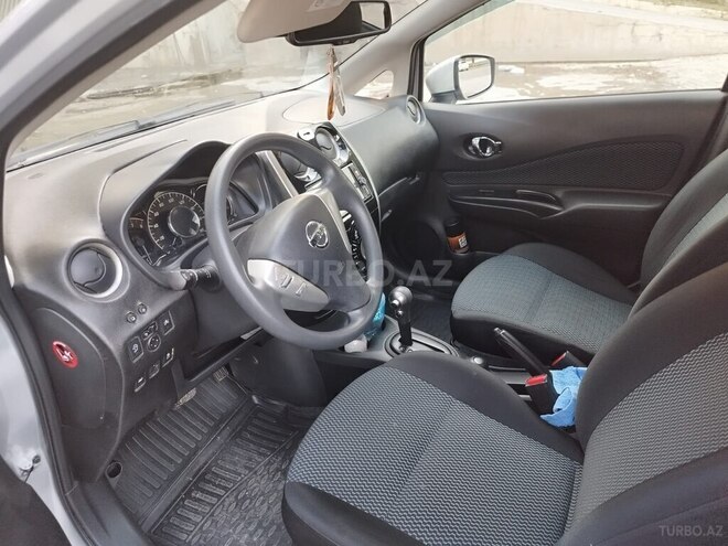 Nissan Note-10