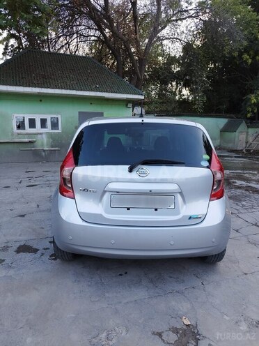 Nissan Note-9