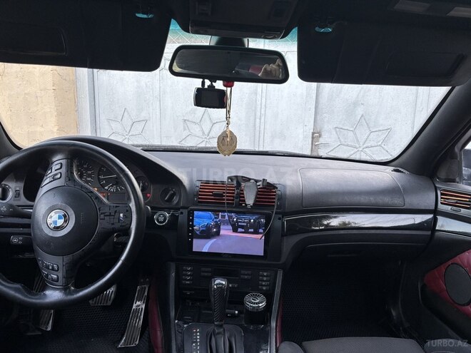 BMW 528-8