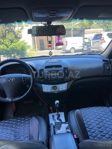 Hyundai Elantra-9