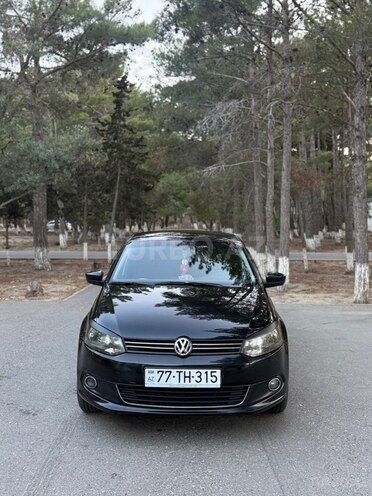 Volkswagen Polo-1