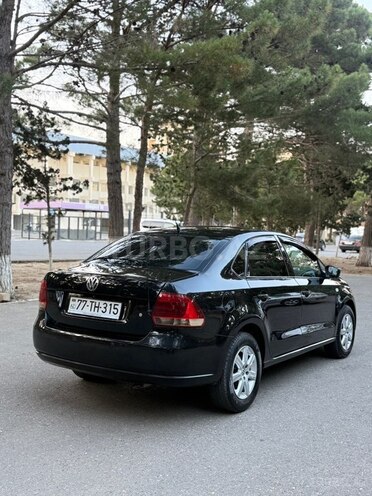 Volkswagen Polo-5