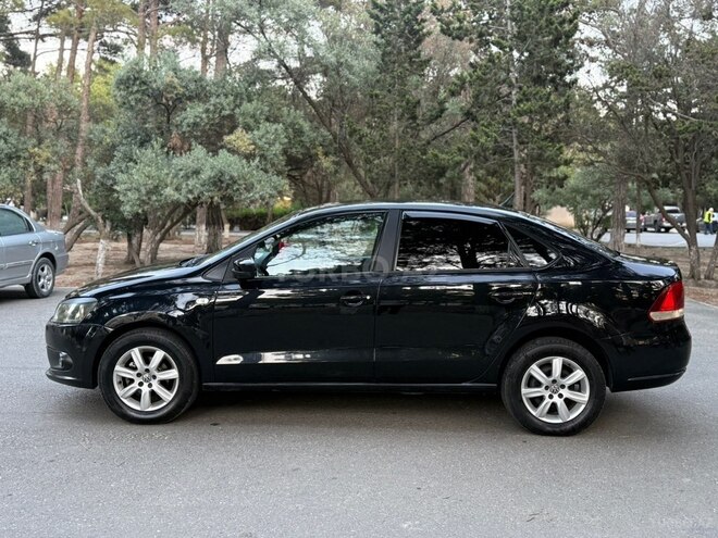 Volkswagen Polo-4