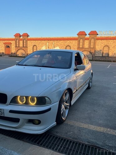 BMW 523-3