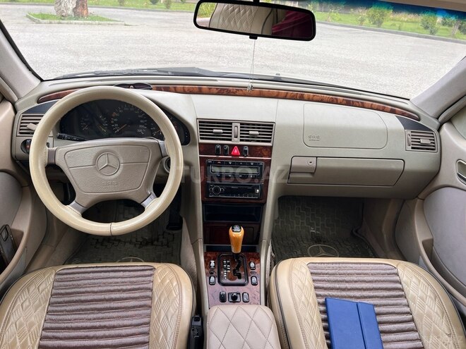 Mercedes C 220-6