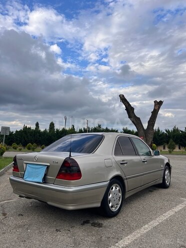 Mercedes C 220-4