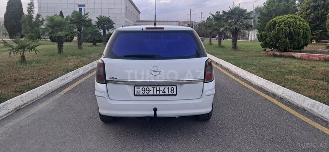 Opel Astra-2