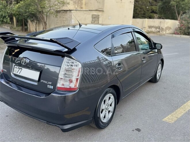 Toyota Prius-17