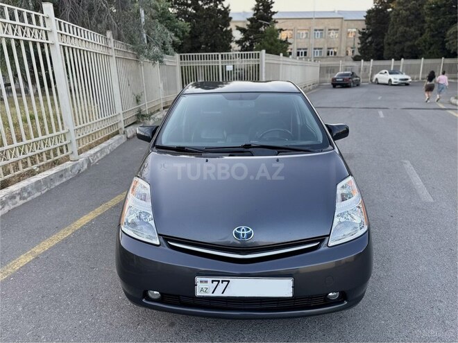 Toyota Prius-3
