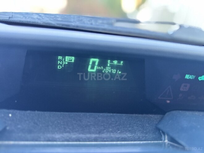 Toyota Prius-20