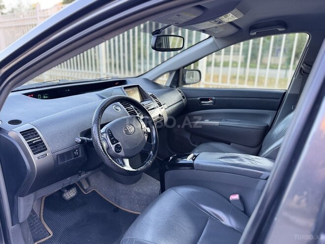 Toyota Prius-9