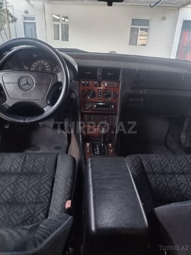 Mercedes C 180-13