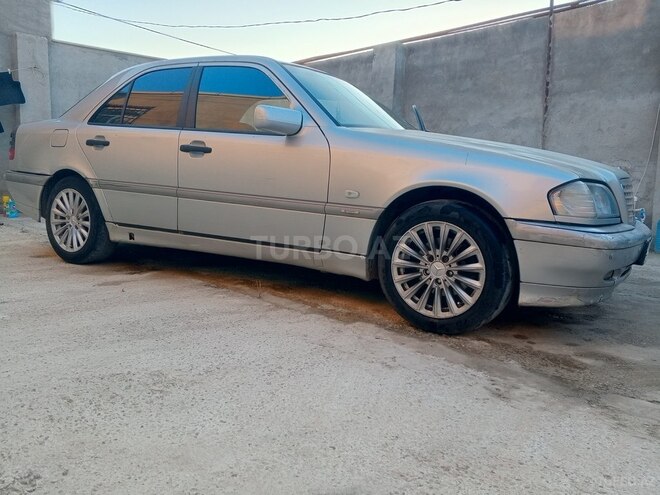 Mercedes C 180-1
