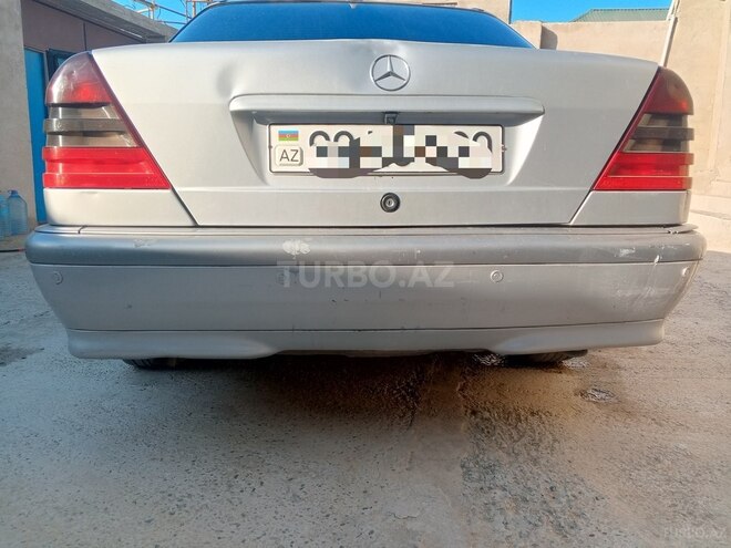 Mercedes C 180-2