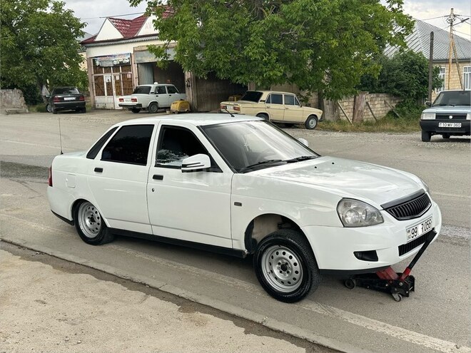 LADA (VAZ) Priora-10