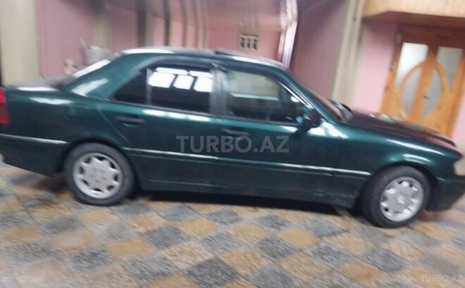 Mercedes C 200-2