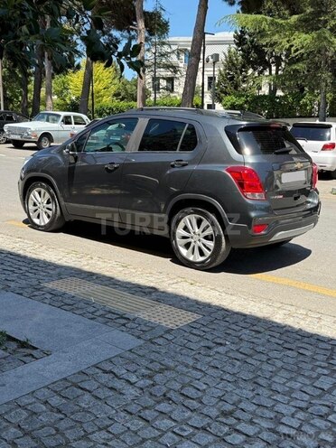Chevrolet Trax-9