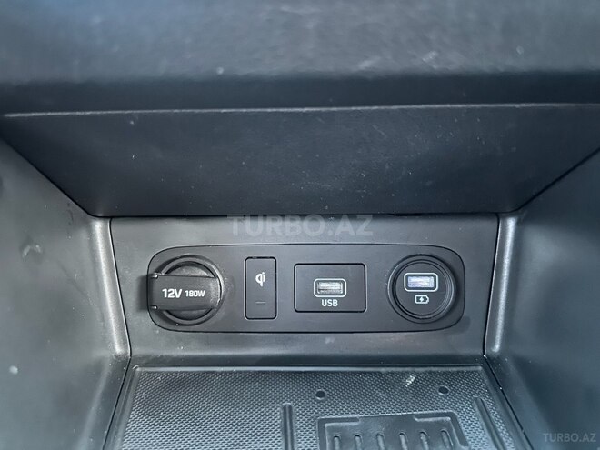 Hyundai Sonata-17