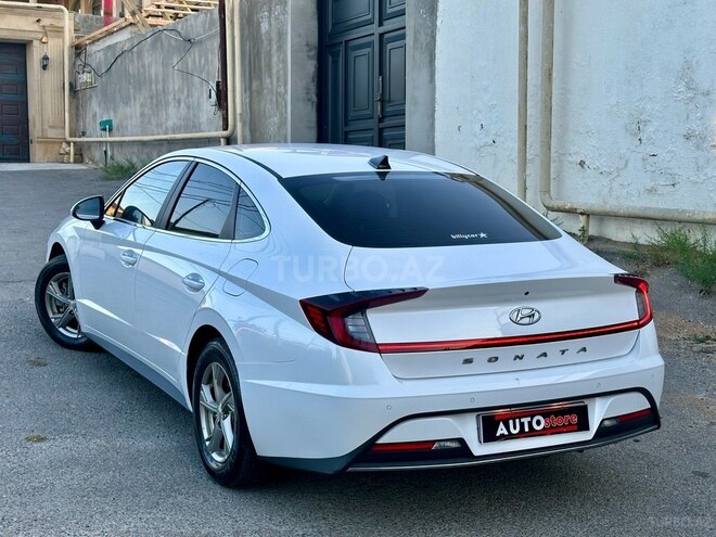Hyundai Sonata-9