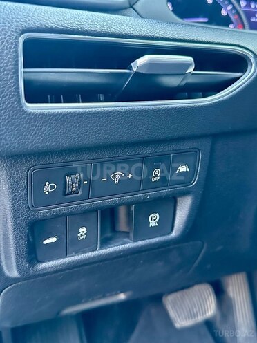 Hyundai Sonata-18