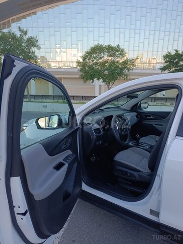 Chevrolet Equinox-7