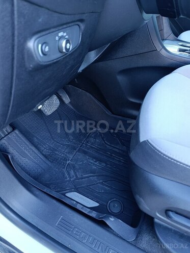 Chevrolet Equinox-9