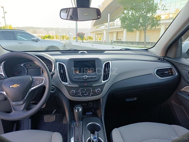 Chevrolet Equinox-12